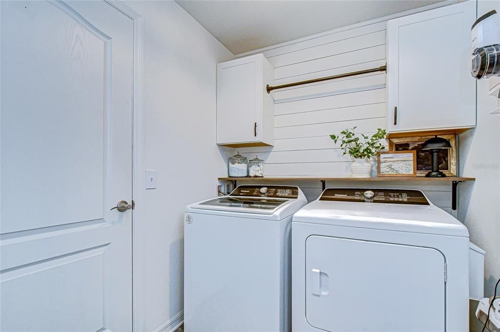 待售: $360,000 (3 贝兹, 2 浴室, 1425 平方英尺)