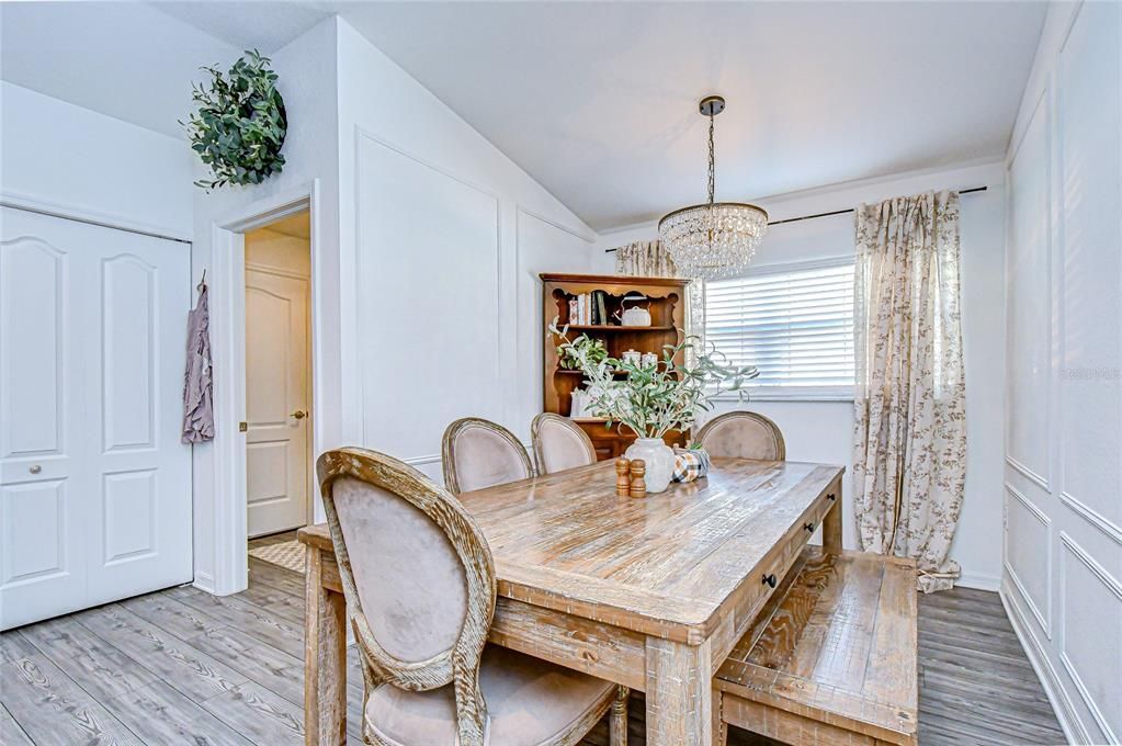 待售: $360,000 (3 贝兹, 2 浴室, 1425 平方英尺)