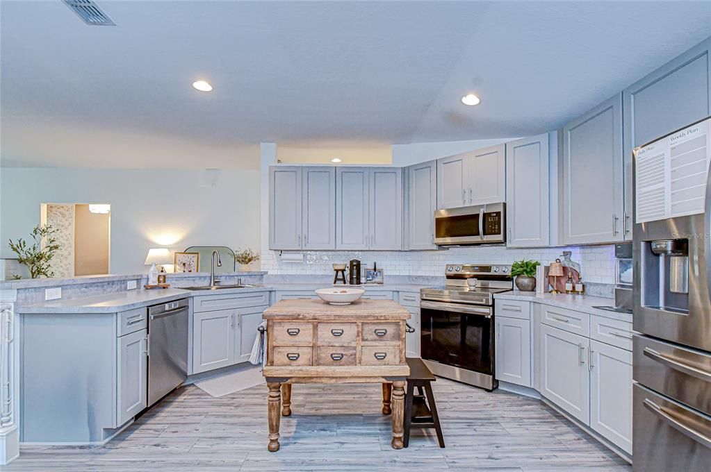 待售: $360,000 (3 贝兹, 2 浴室, 1425 平方英尺)