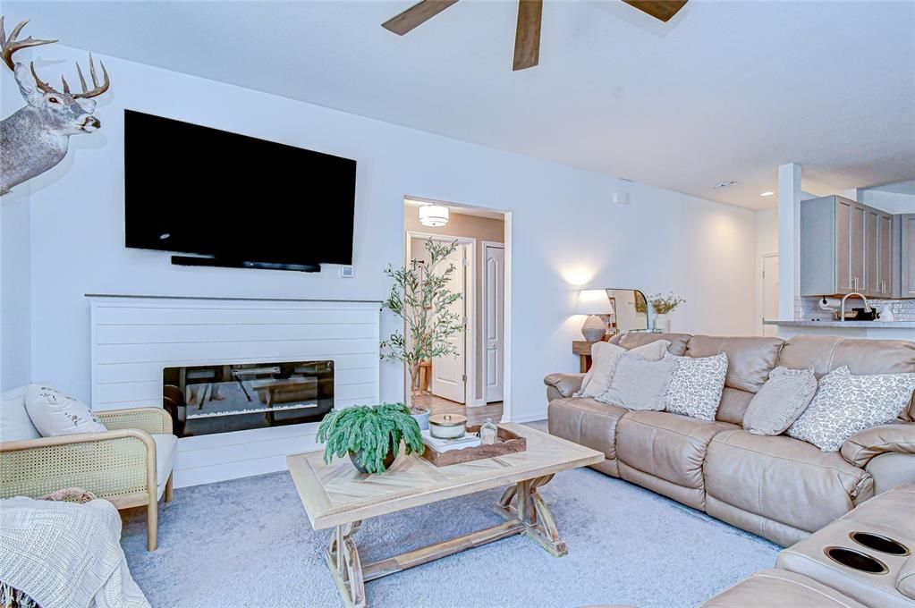 待售: $360,000 (3 贝兹, 2 浴室, 1425 平方英尺)