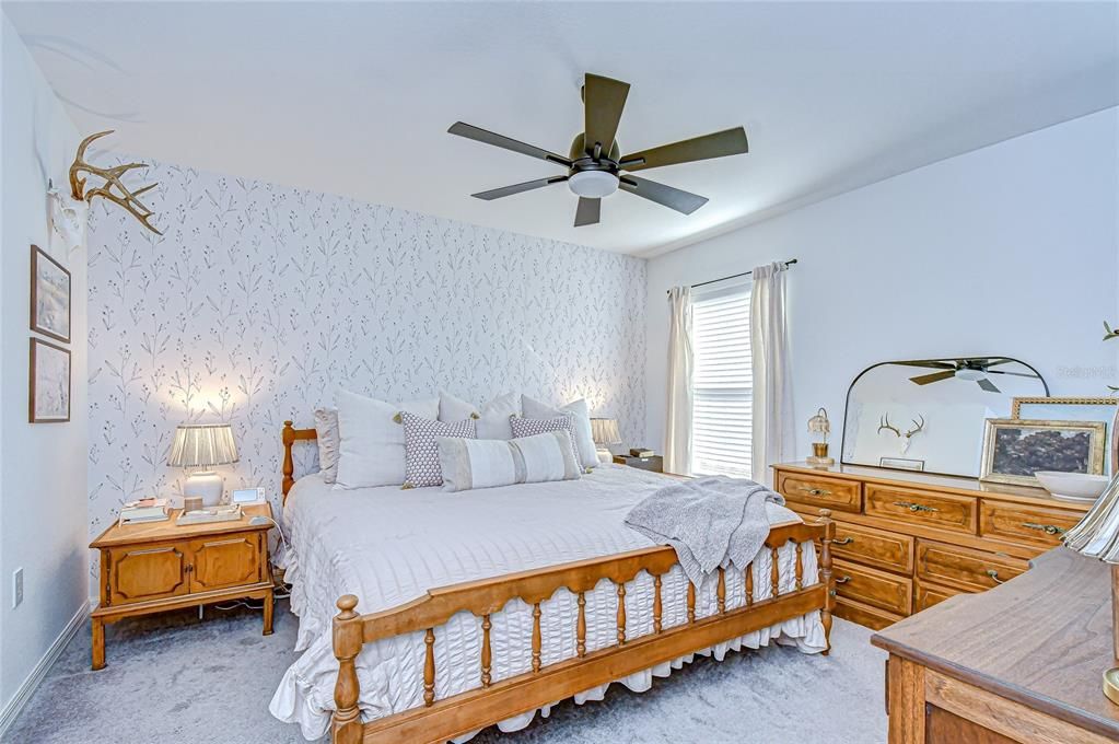 待售: $360,000 (3 贝兹, 2 浴室, 1425 平方英尺)