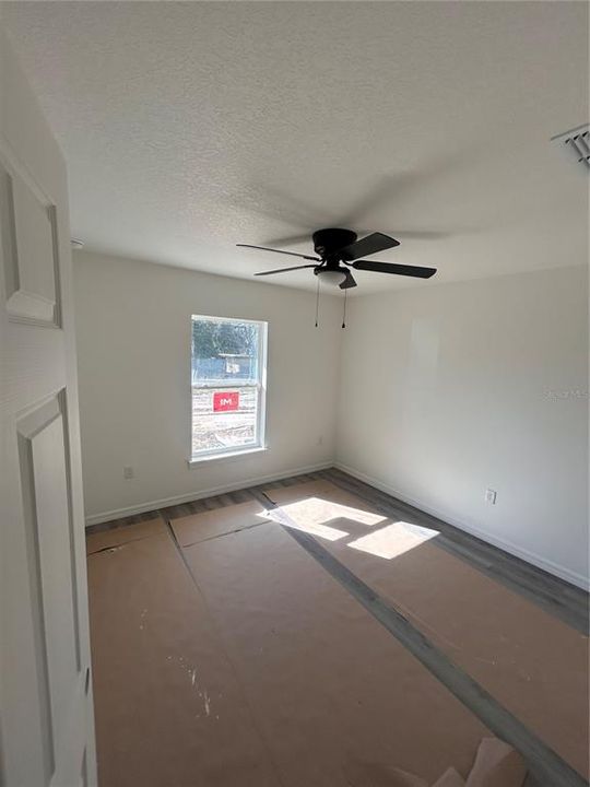 待售: $299,900 (3 贝兹, 2 浴室, 1599 平方英尺)