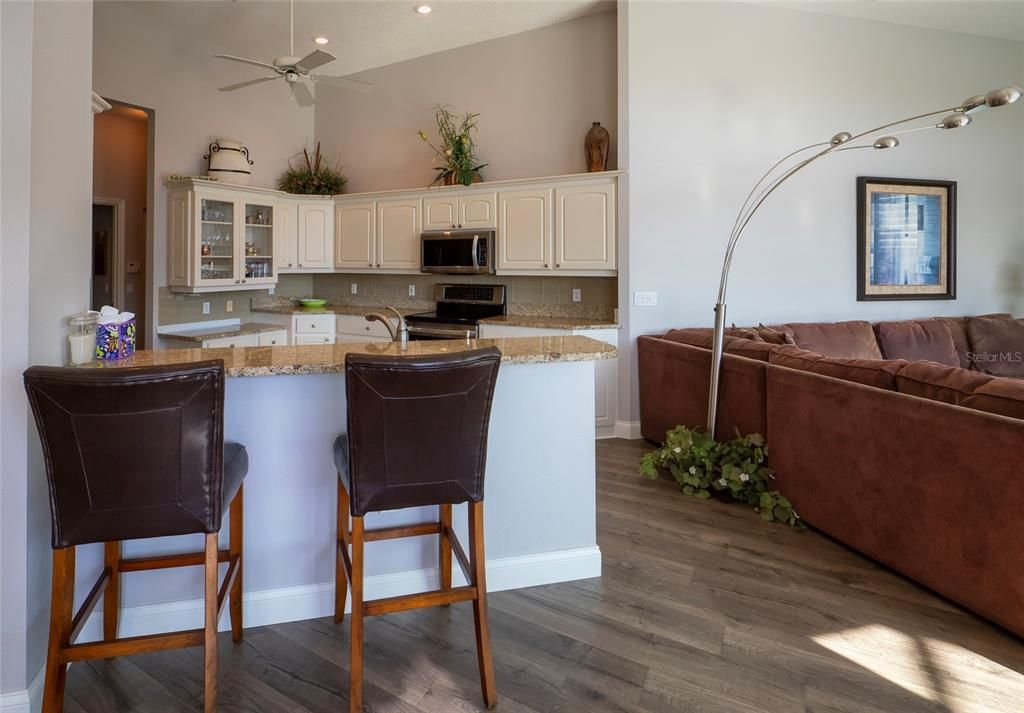 For Sale: $720,000 (3 beds, 2 baths, 2720 Square Feet)