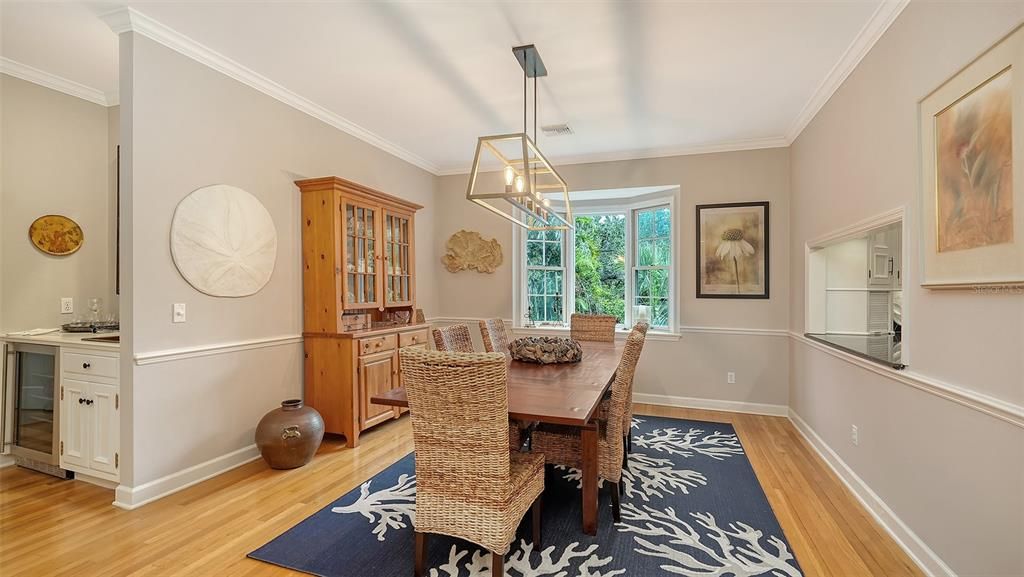 For Sale: $1,299,000 (3 beds, 3 baths, 3112 Square Feet)