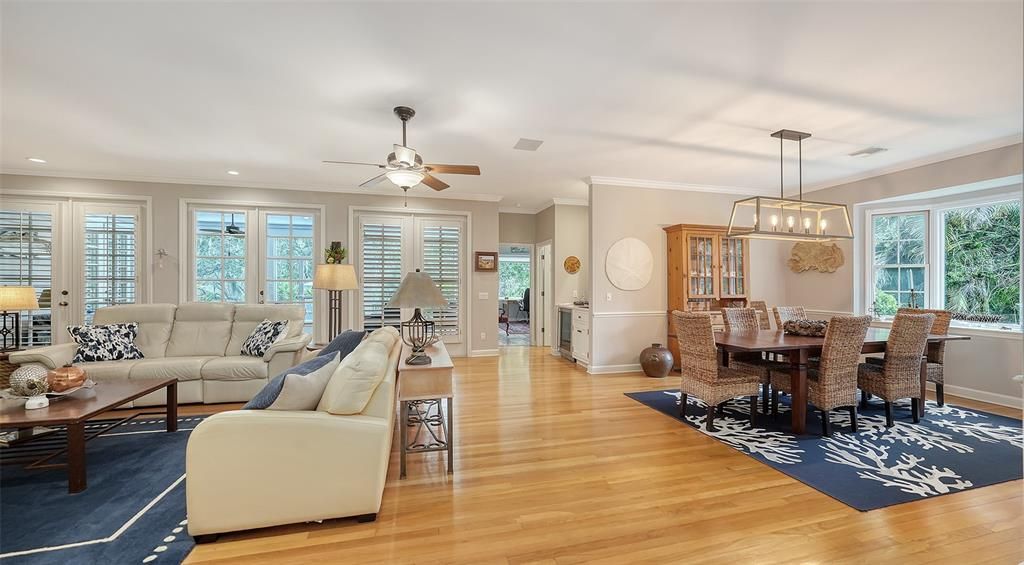 For Sale: $1,299,000 (3 beds, 3 baths, 3112 Square Feet)