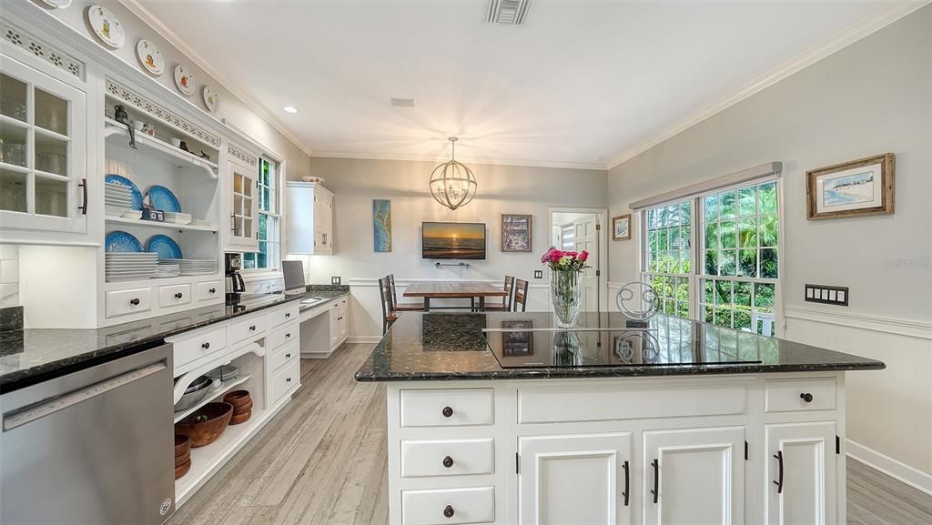 For Sale: $1,299,000 (3 beds, 3 baths, 3112 Square Feet)