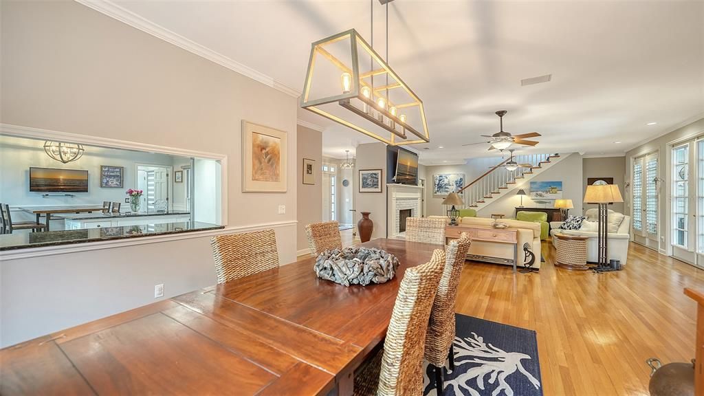 For Sale: $1,299,000 (3 beds, 3 baths, 3112 Square Feet)