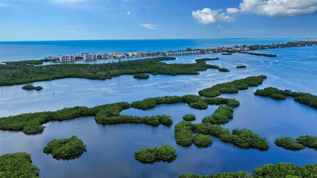 For Sale: $1,299,000 (3 beds, 3 baths, 3112 Square Feet)