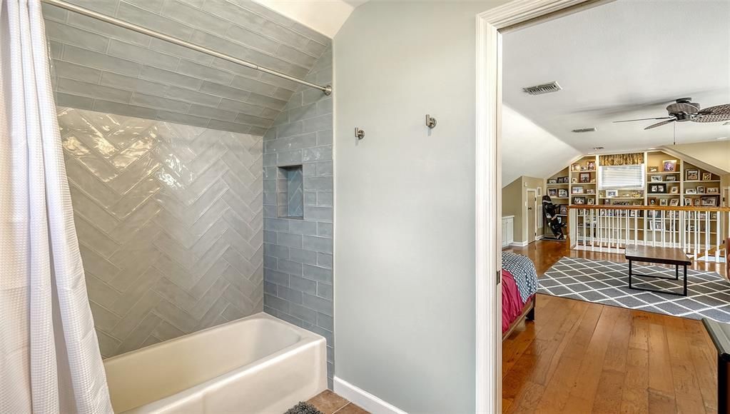 For Sale: $1,299,000 (3 beds, 3 baths, 3112 Square Feet)