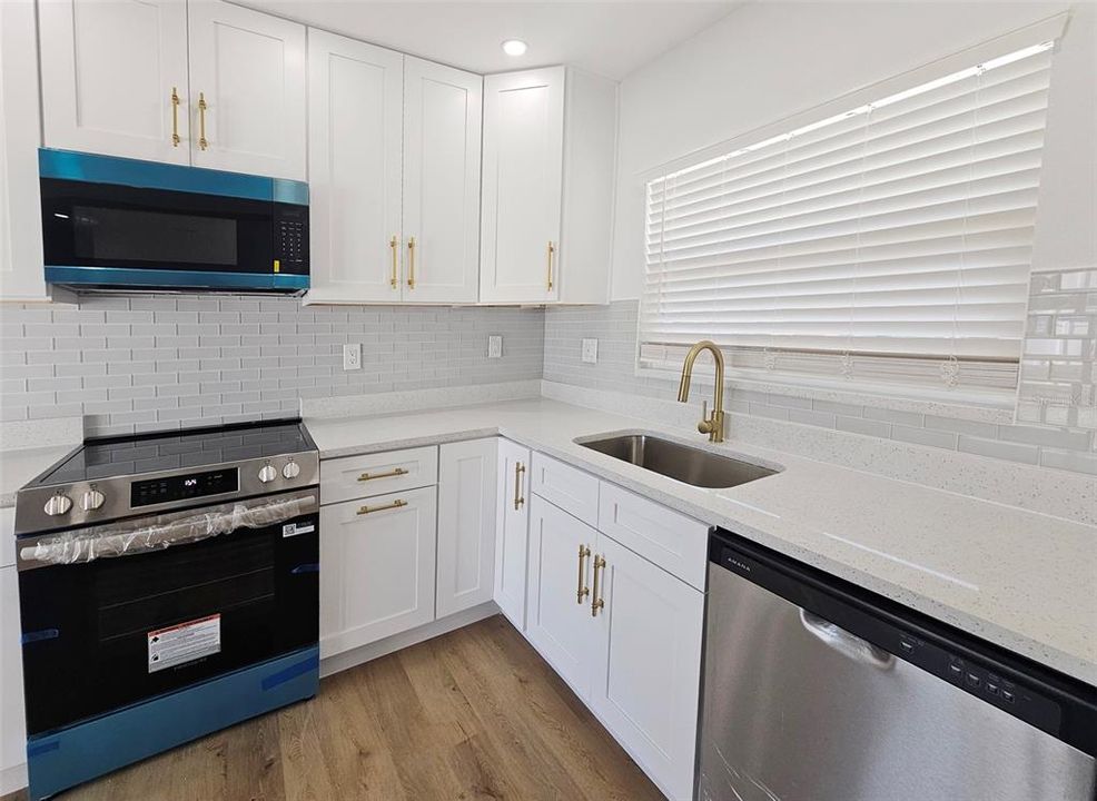 En Venta: $424,900 (3 camas, 2 baños, 1313 Pies cuadrados)