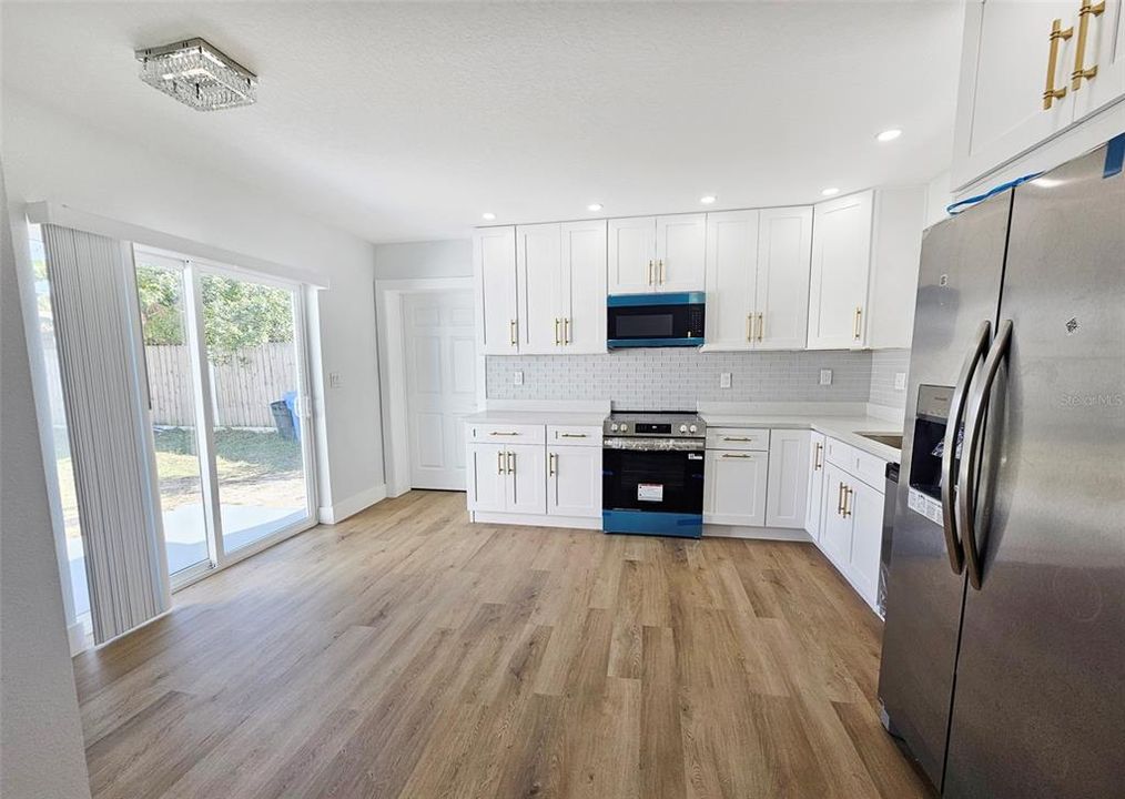 En Venta: $424,900 (3 camas, 2 baños, 1313 Pies cuadrados)