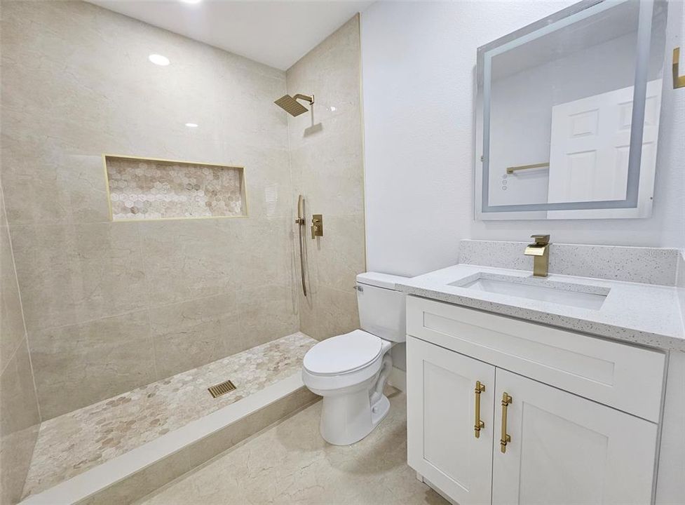 En Venta: $424,900 (3 camas, 2 baños, 1313 Pies cuadrados)