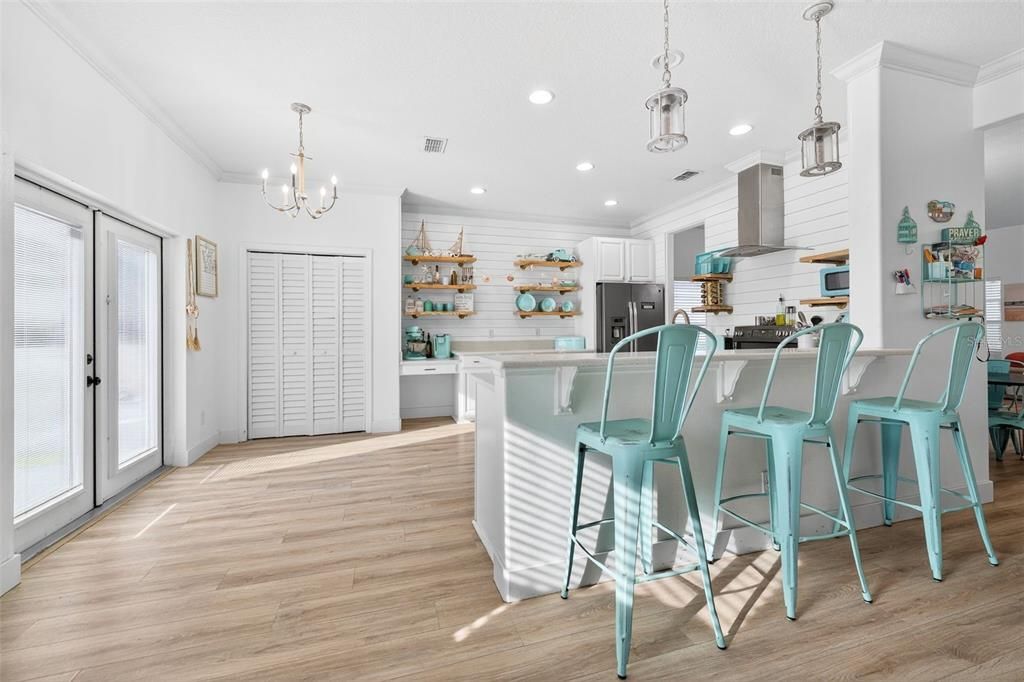 待售: $630,000 (6 贝兹, 4 浴室, 3499 平方英尺)