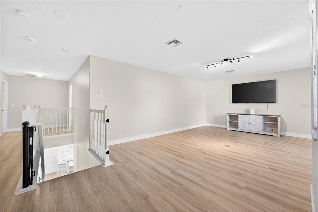 待售: $630,000 (6 贝兹, 4 浴室, 3499 平方英尺)