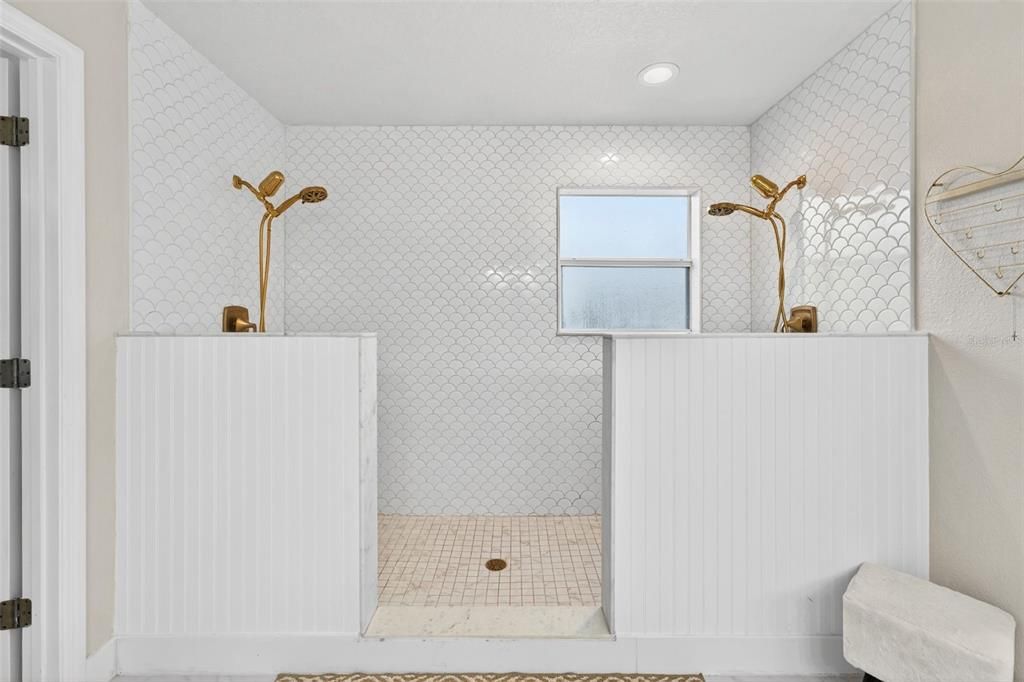 待售: $630,000 (6 贝兹, 4 浴室, 3499 平方英尺)