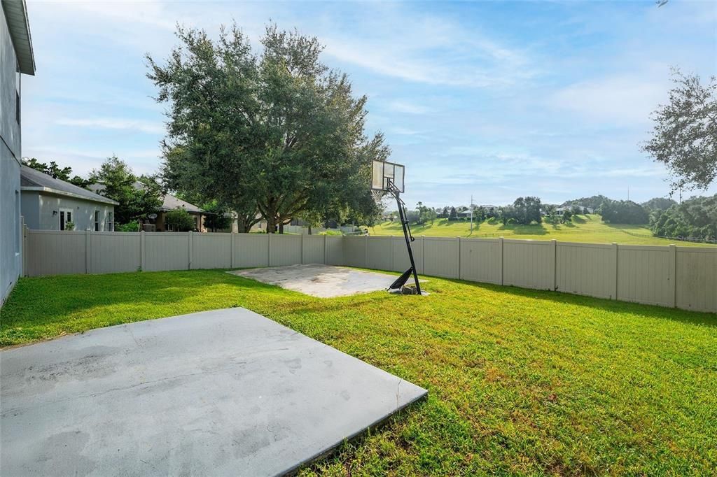 待售: $630,000 (6 贝兹, 4 浴室, 3499 平方英尺)