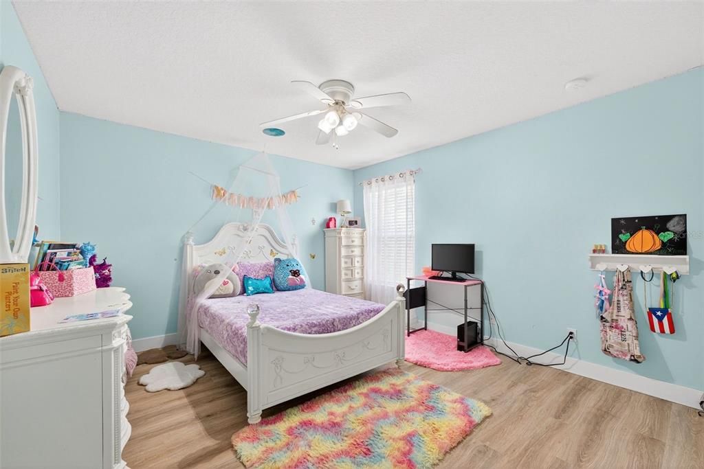 待售: $630,000 (6 贝兹, 4 浴室, 3499 平方英尺)