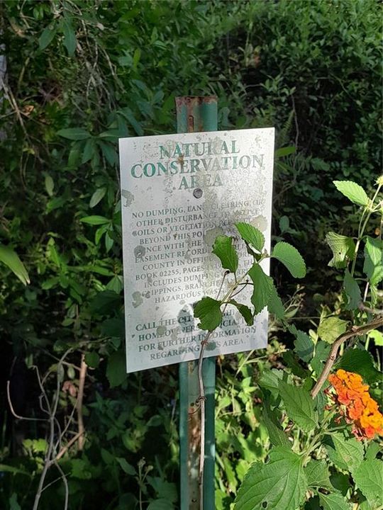 Active With Contract: $399,999 (2 beds, 2 baths, 1726 Square Feet)