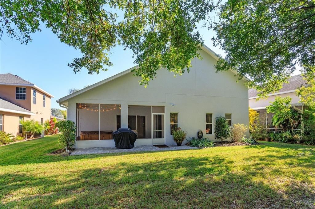 Active With Contract: $399,999 (2 beds, 2 baths, 1726 Square Feet)