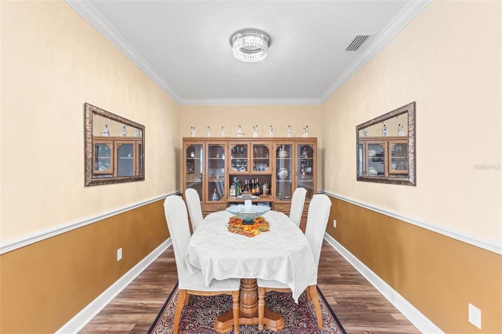 待售: $365,000 (2 贝兹, 2 浴室, 1668 平方英尺)