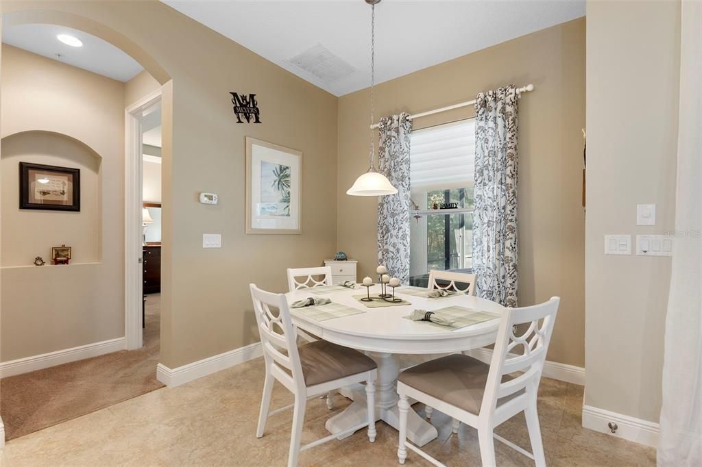 待售: $584,900 (4 贝兹, 2 浴室, 2315 平方英尺)