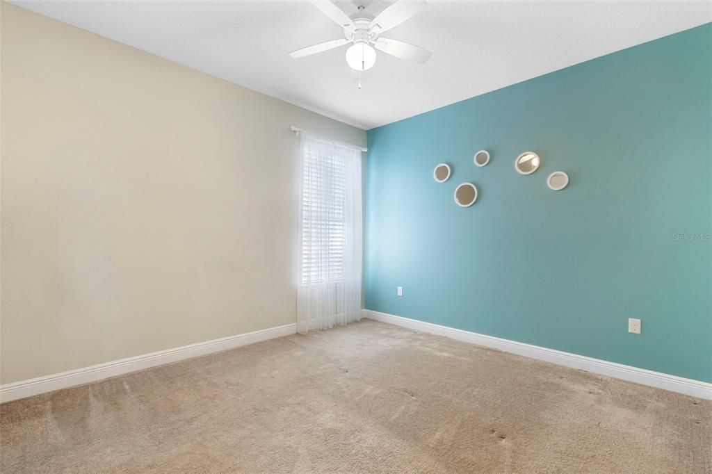 待售: $584,900 (4 贝兹, 2 浴室, 2315 平方英尺)