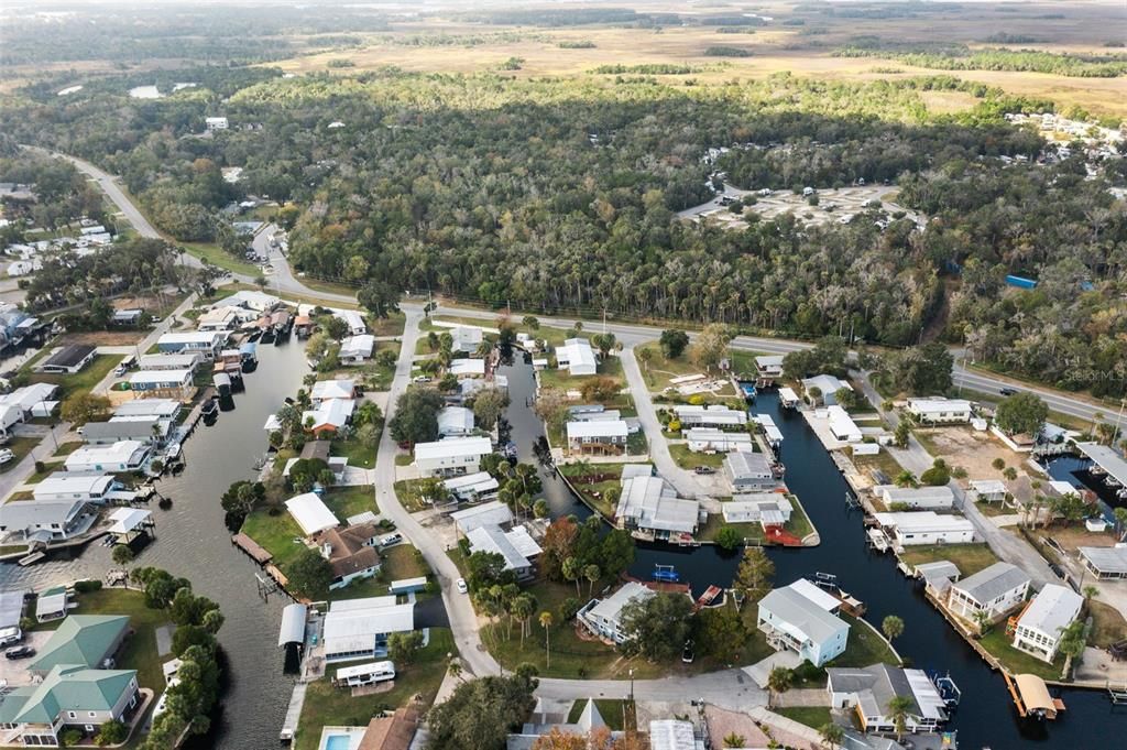 На продажу: $199,000 (0.13 acres)