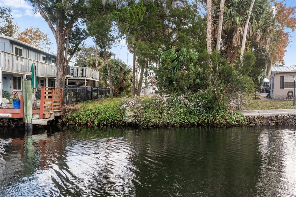 На продажу: $199,000 (0.13 acres)