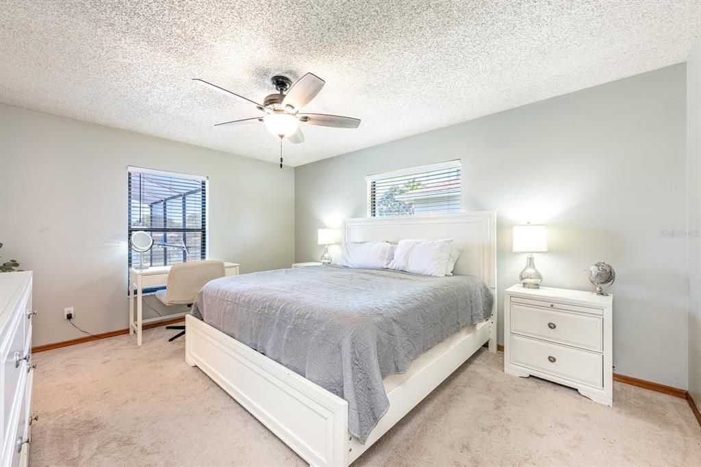 For Sale: $370,000 (3 beds, 2 baths, 1465 Square Feet)