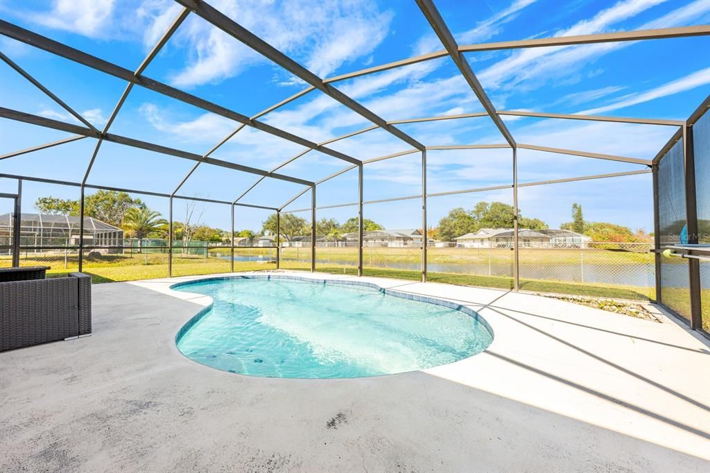 For Sale: $370,000 (3 beds, 2 baths, 1465 Square Feet)