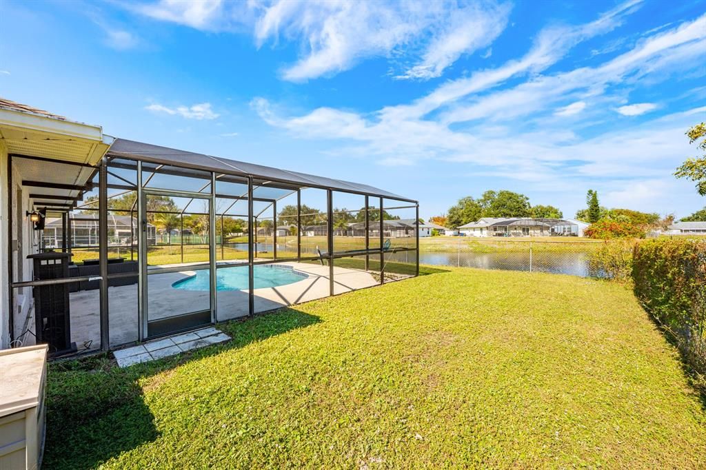 For Sale: $370,000 (3 beds, 2 baths, 1465 Square Feet)