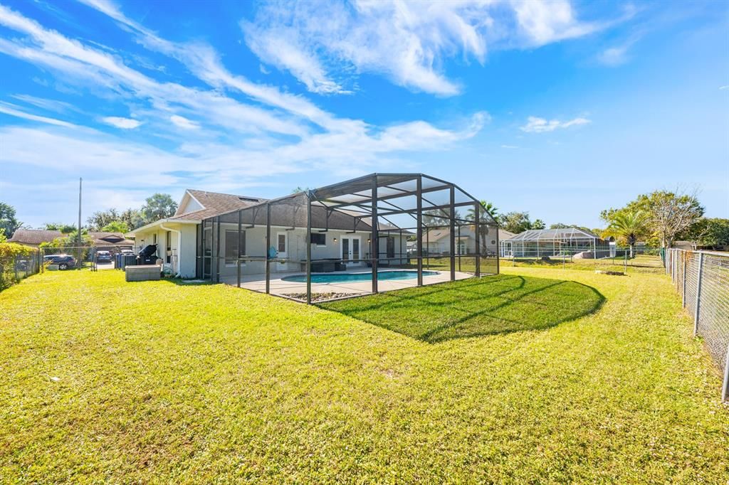 For Sale: $370,000 (3 beds, 2 baths, 1465 Square Feet)