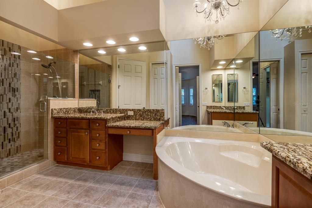 For Sale: $485,000 (3 beds, 3 baths, 2682 Square Feet)