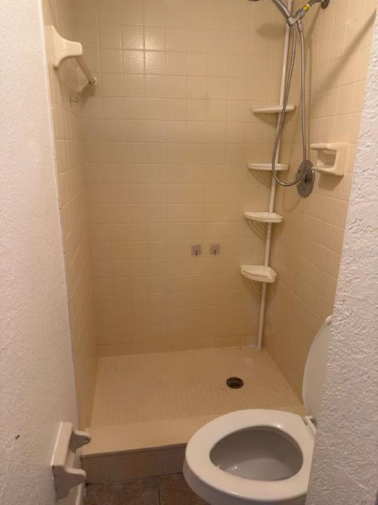 出租: $1,600 (2 贝兹, 2 浴室, 935 平方英尺)