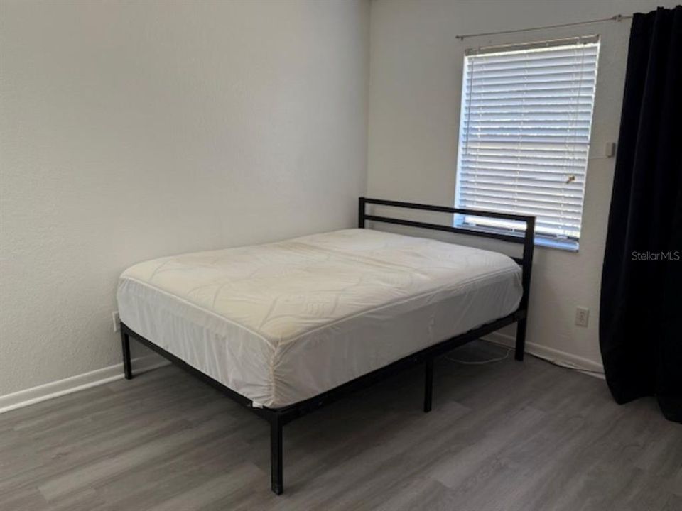 出租: $1,600 (2 贝兹, 2 浴室, 935 平方英尺)