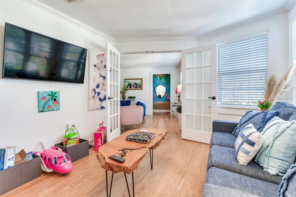 待售: $1,000,000 (3 贝兹, 2 浴室, 1611 平方英尺)