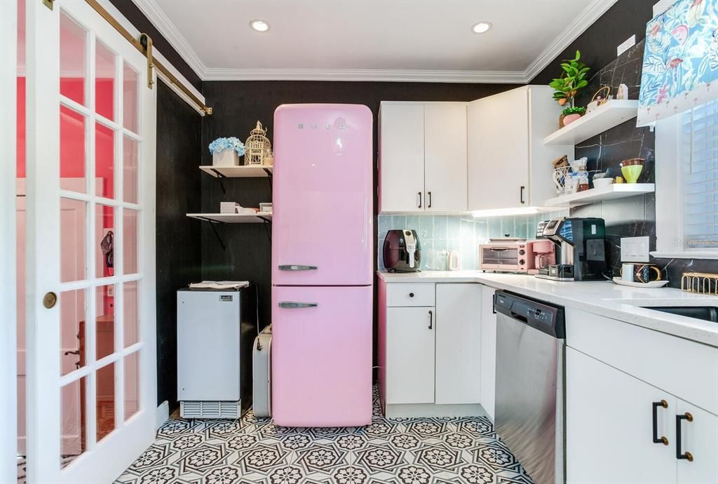 待售: $1,000,000 (3 贝兹, 2 浴室, 1611 平方英尺)