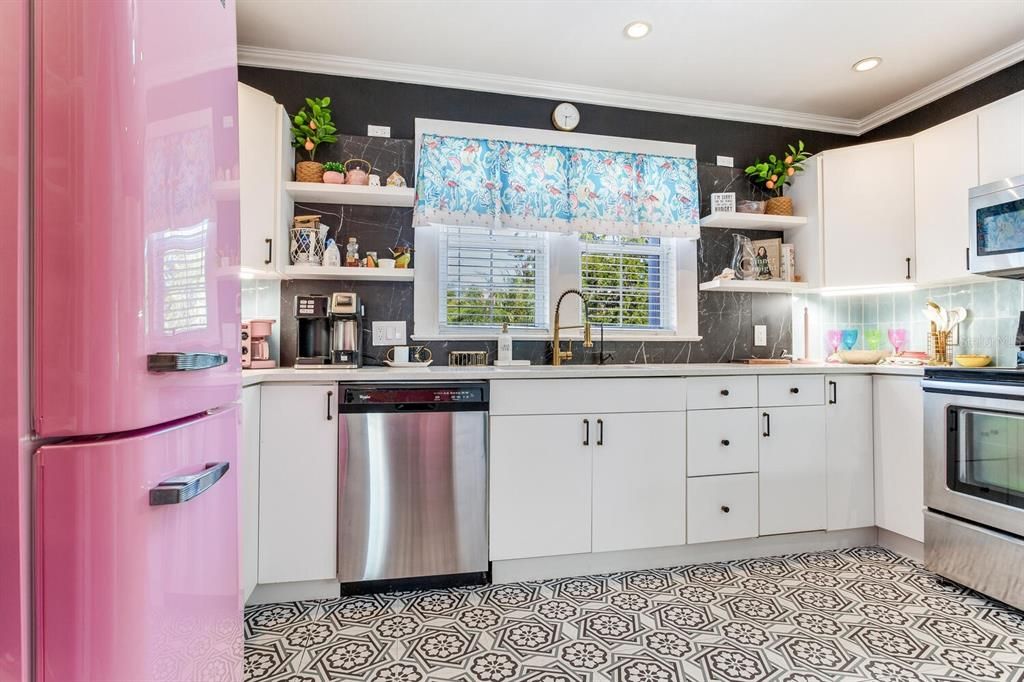 待售: $1,000,000 (3 贝兹, 2 浴室, 1611 平方英尺)