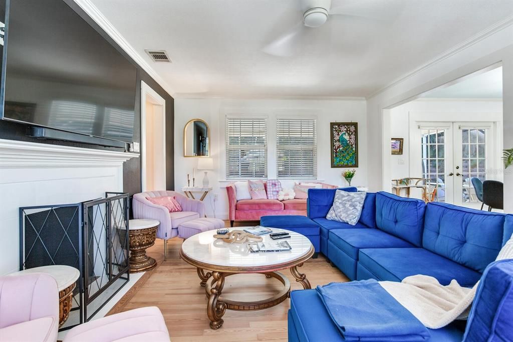 待售: $1,000,000 (3 贝兹, 2 浴室, 1611 平方英尺)