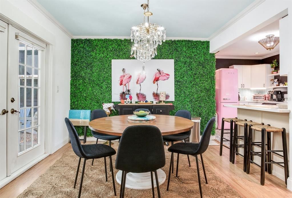 待售: $1,000,000 (3 贝兹, 2 浴室, 1611 平方英尺)