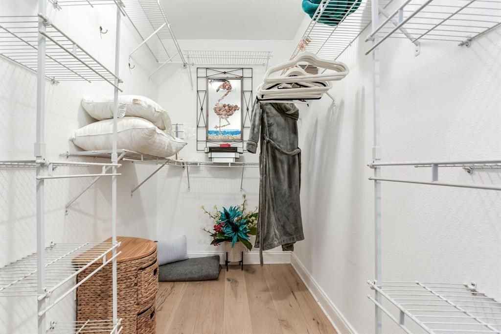 待售: $1,000,000 (3 贝兹, 2 浴室, 1611 平方英尺)