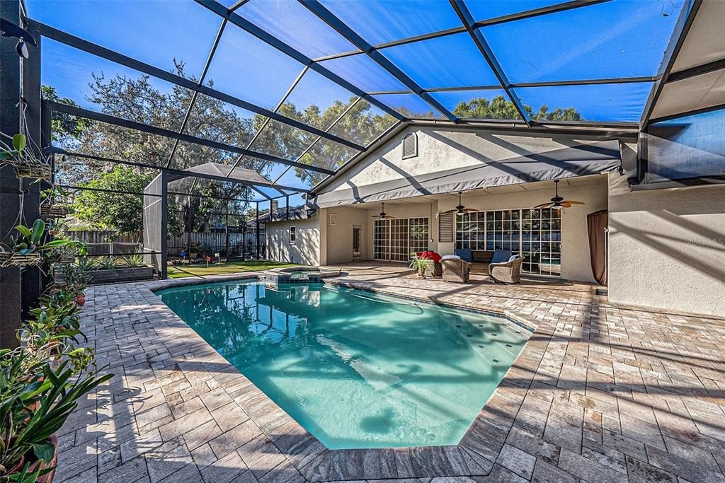 For Sale: $910,000 (4 beds, 3 baths, 3392 Square Feet)