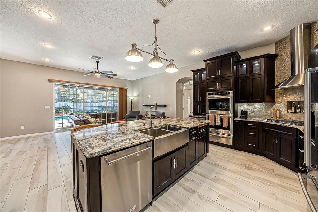 For Sale: $910,000 (4 beds, 3 baths, 3392 Square Feet)