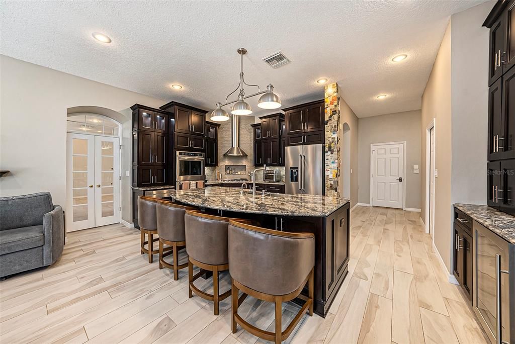 For Sale: $910,000 (4 beds, 3 baths, 3392 Square Feet)