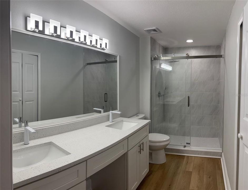 For Rent: $1,995 (2 beds, 2 baths, 1139 Square Feet)