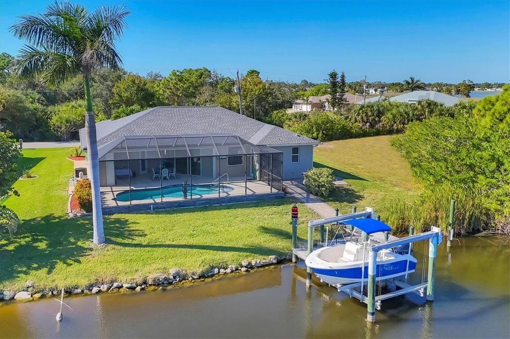 For Sale: $679,900 (3 beds, 2 baths, 1843 Square Feet)