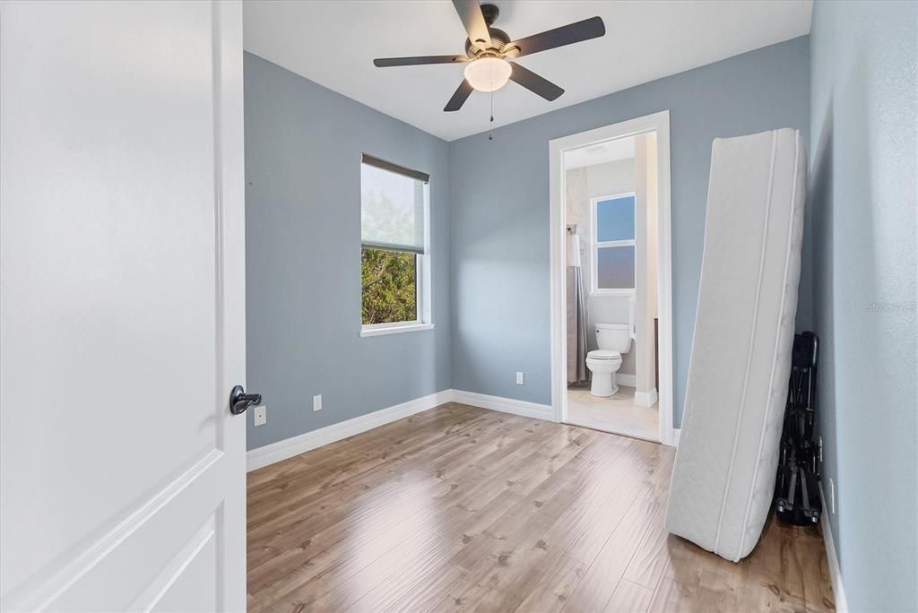 For Sale: $679,900 (3 beds, 2 baths, 1843 Square Feet)