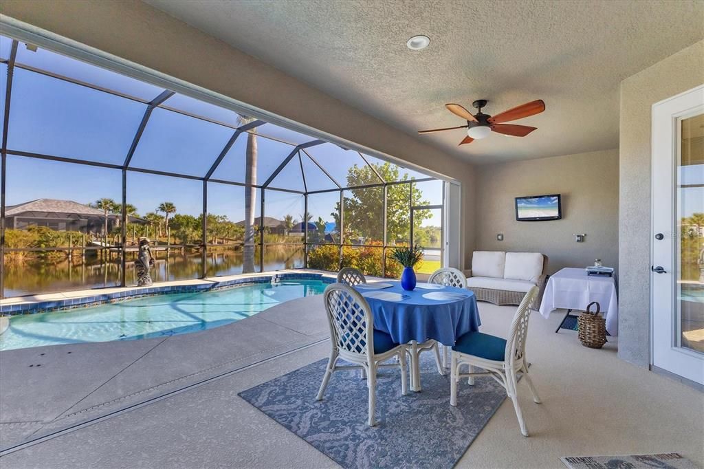 For Sale: $679,900 (3 beds, 2 baths, 1843 Square Feet)