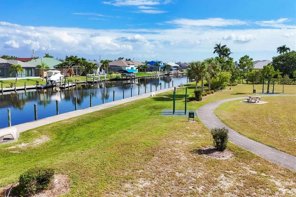 For Sale: $679,900 (3 beds, 2 baths, 1843 Square Feet)