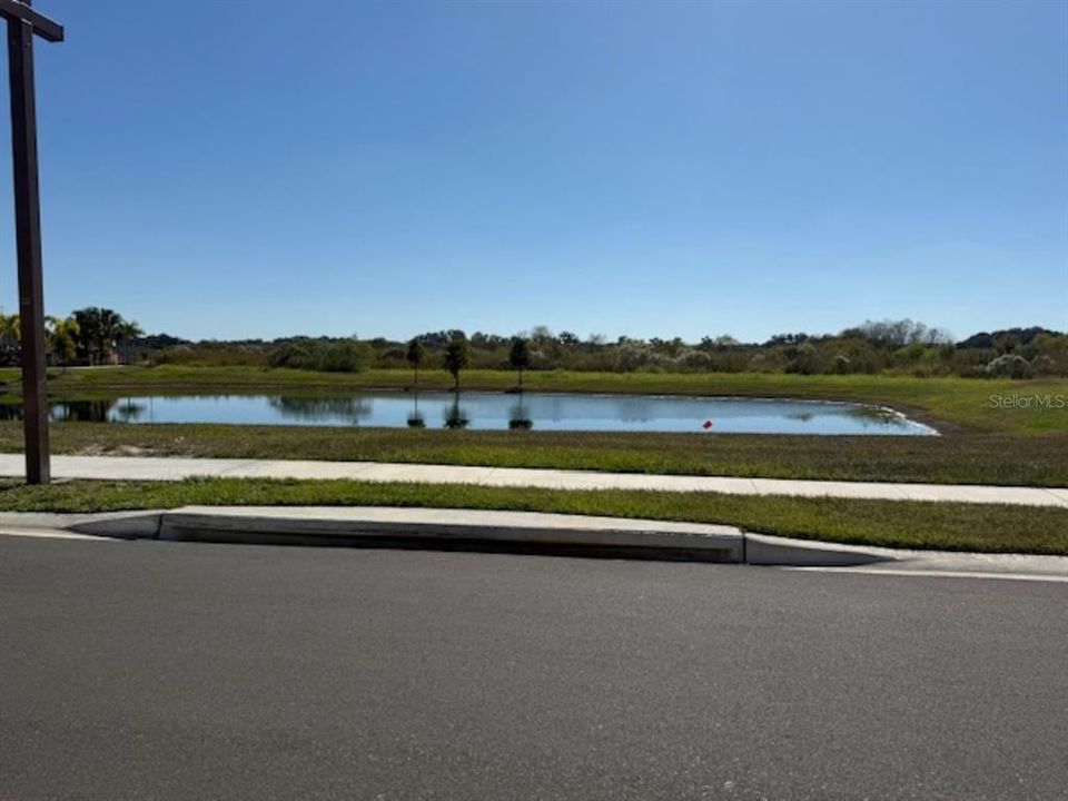 В аренду: $3,000 (5 спален, 3 ванн, 2605 Квадратных фут)